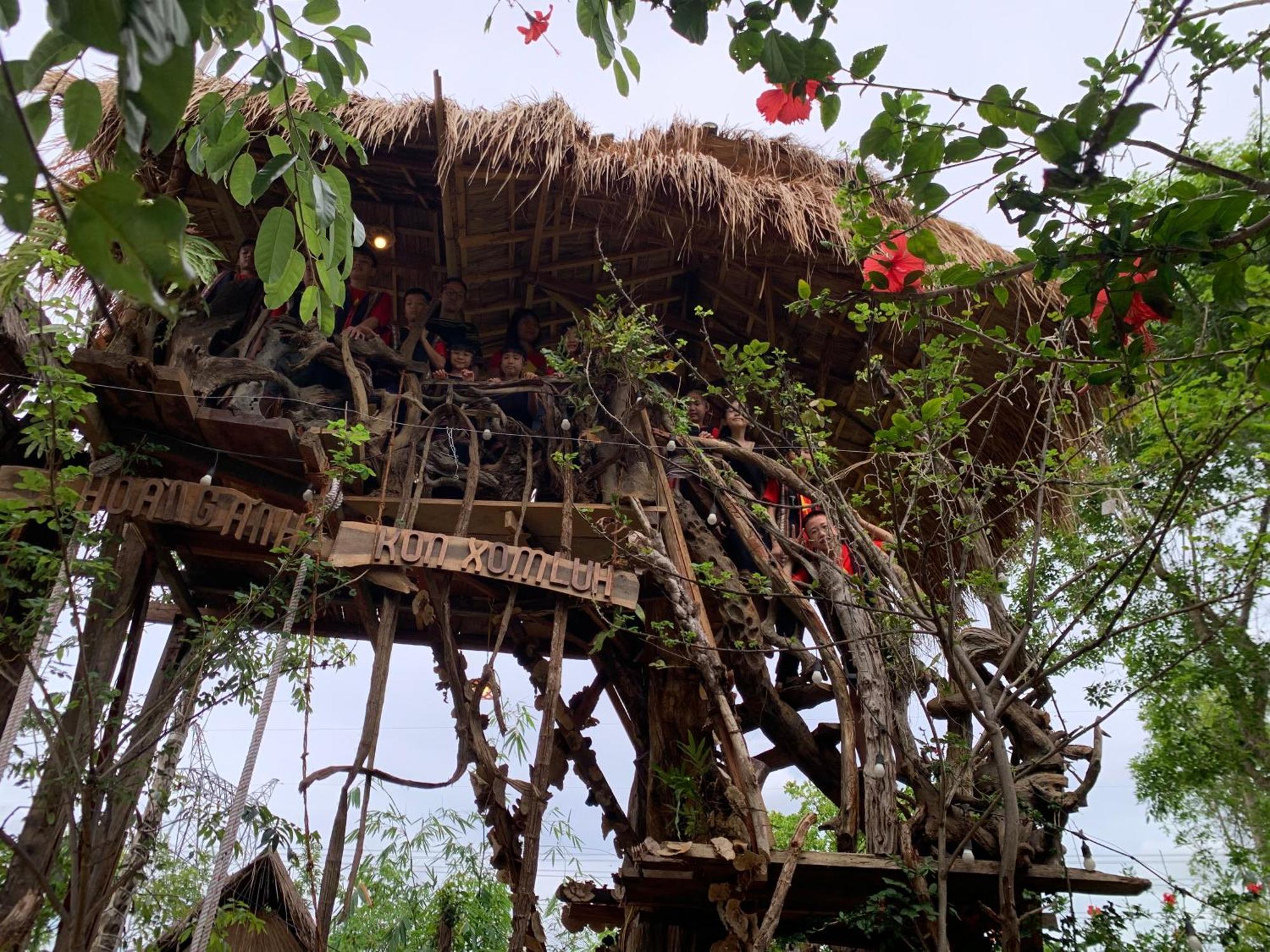 Khu Du Lich Sinh Thai, Nghi Duong Homestay Hoang Anh - Kon Xom Luh Tỉnh Kontum Exterior photo