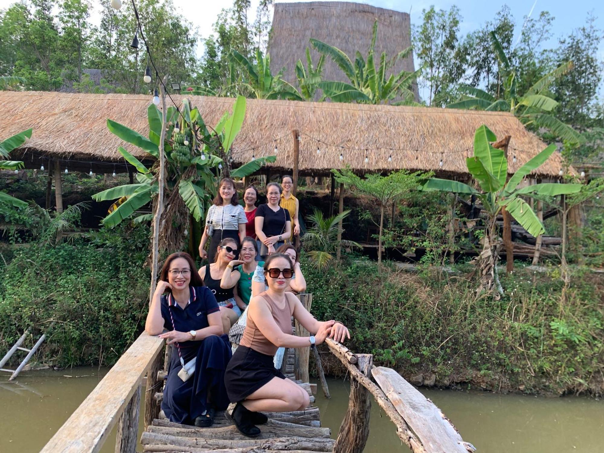 Khu Du Lich Sinh Thai, Nghi Duong Homestay Hoang Anh - Kon Xom Luh Tỉnh Kontum Exterior photo