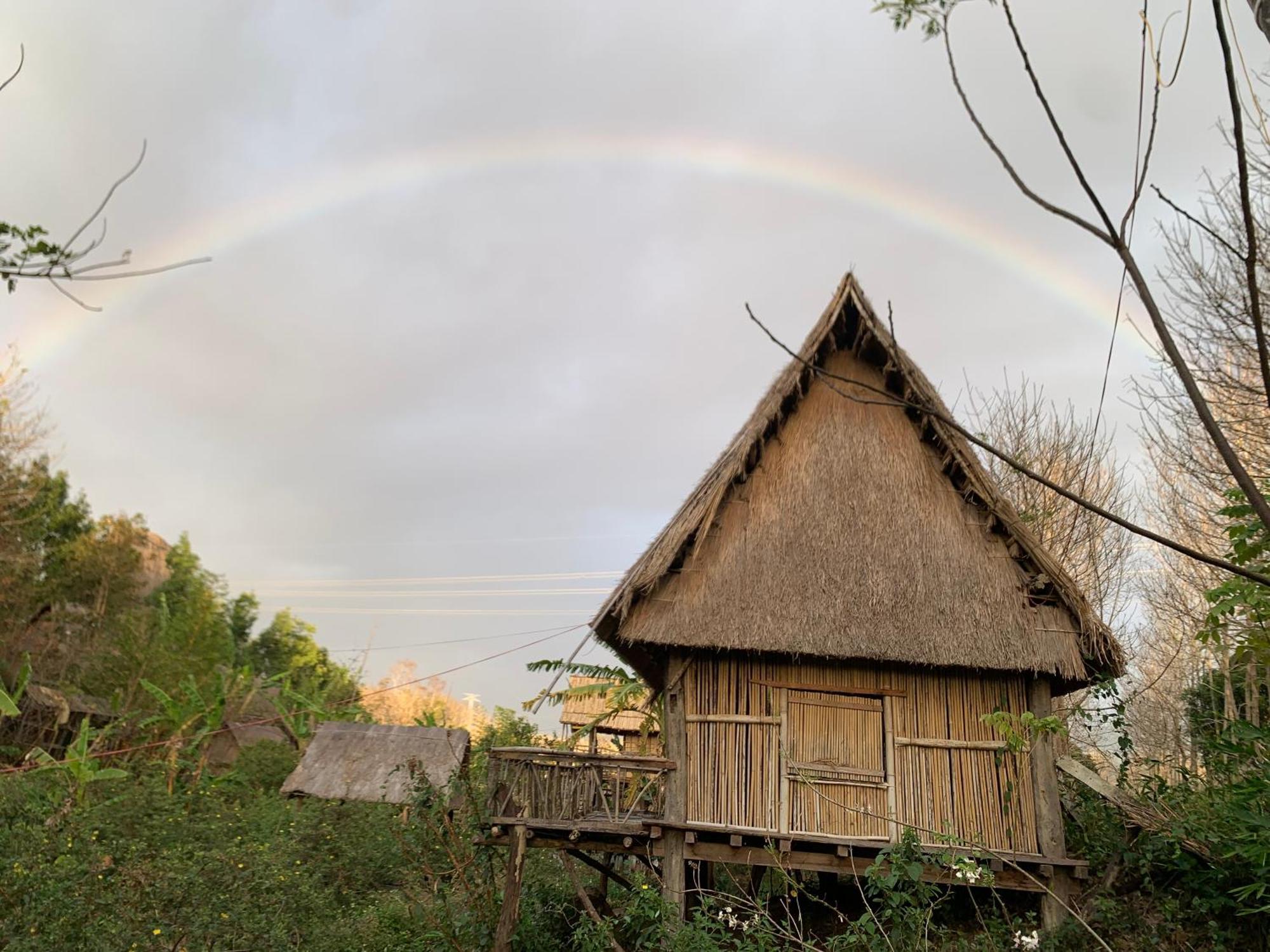 Khu Du Lich Sinh Thai, Nghi Duong Homestay Hoang Anh - Kon Xom Luh Tỉnh Kontum Exterior photo