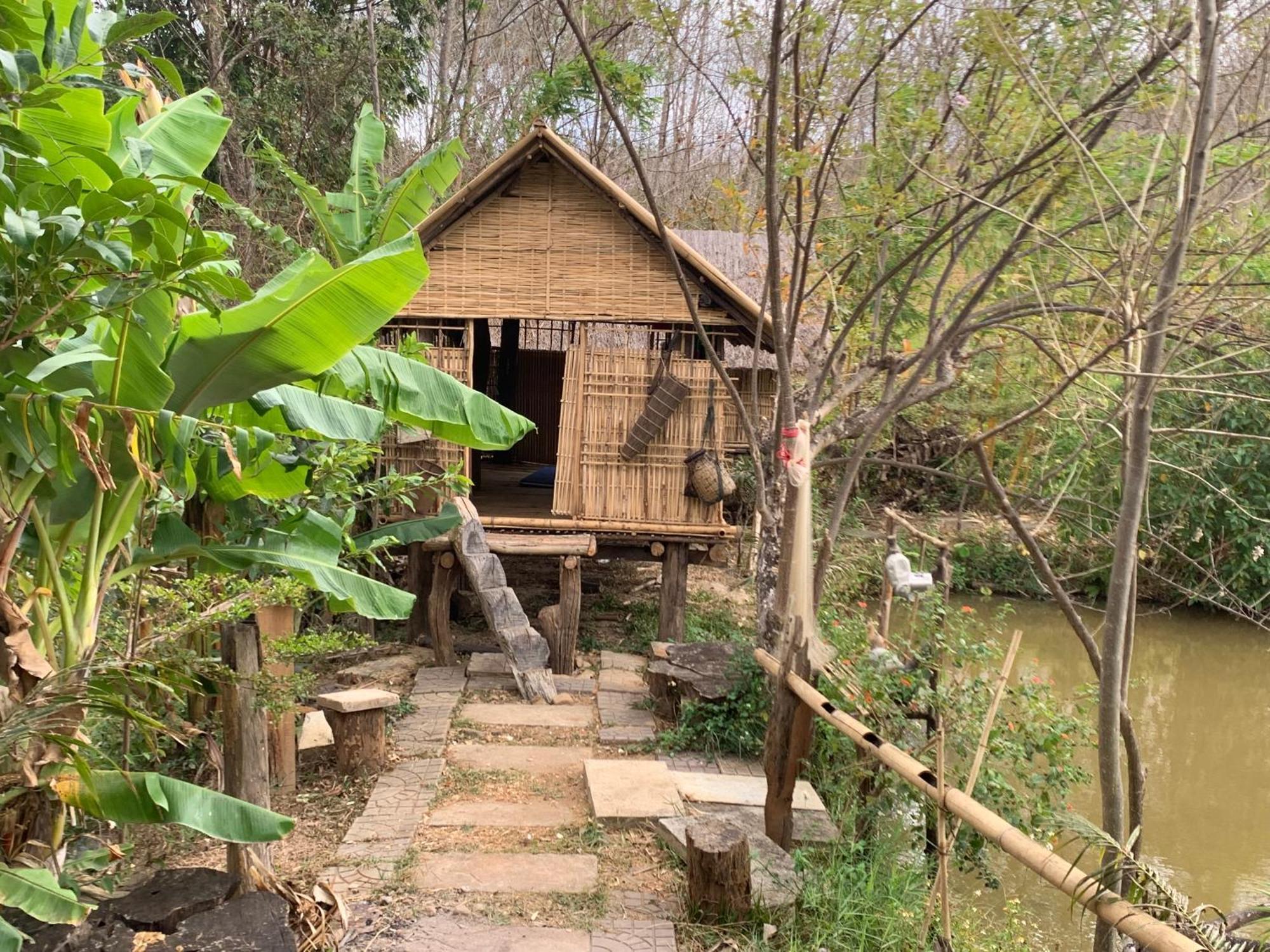 Khu Du Lich Sinh Thai, Nghi Duong Homestay Hoang Anh - Kon Xom Luh Tỉnh Kontum Exterior photo